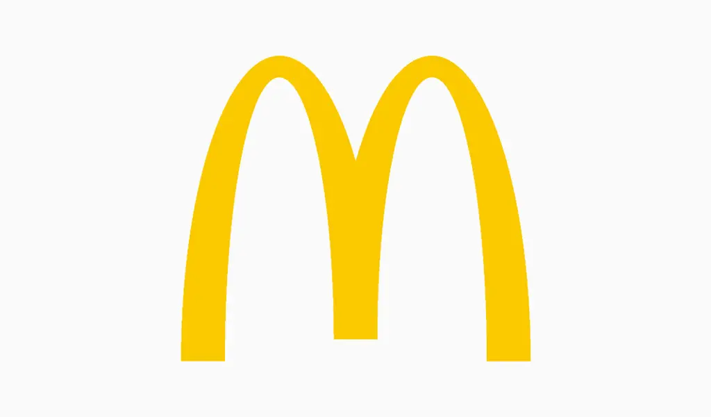 Logotipo de McDonald's: la historia de un diseño exitoso | Turbologo